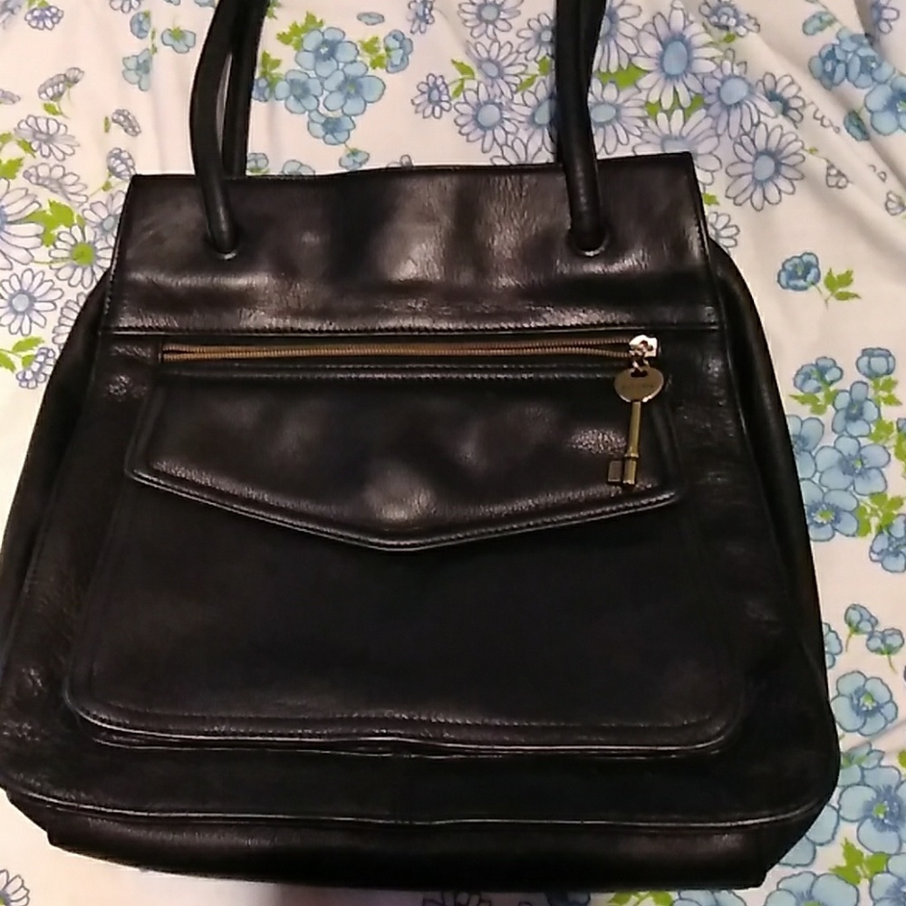 Fossil hand bag